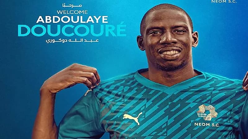 نيوم يتعاقد مع عبدالله دوكوري .. فيديو