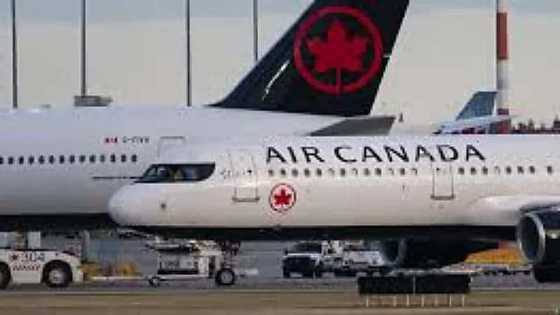 الحكومة الكندية تُنهي إضراب مضيفي الطيران بالقوة .. فيديو