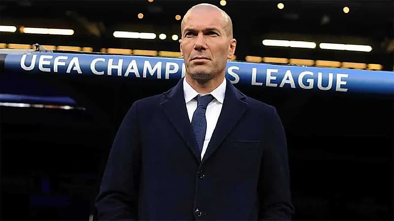 زيدان يتهيأ لتدريب منتخب فرنسا بعد ديشامب