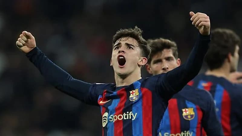 برشلونة يتلقى أخبارًا مطمئنة عن إصابة جافي