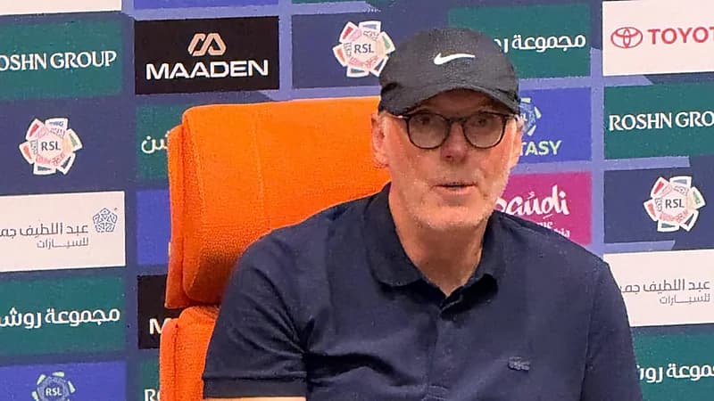 بلان يشيد بعقلية العبود ويطمئن الجماهير على بنزيما