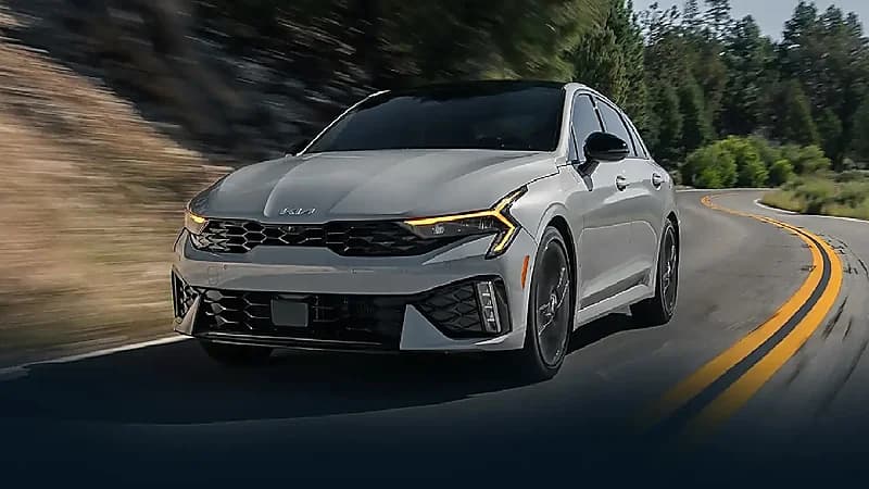 كيا K5 2025 تصل المملكة بمواصفات متقدمة.. فيديو