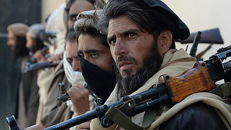 طالبان تحظر تدريس كتب ألفتها نساء في الجامعات