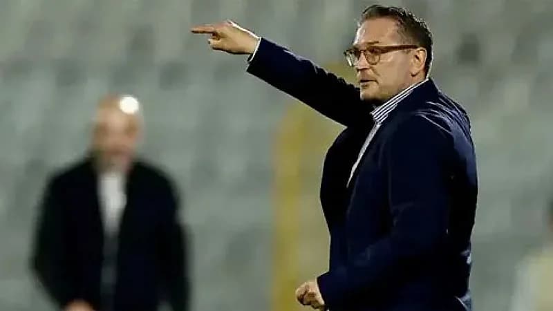 توماسبيرغ يوقّع لنادٍ بولندي ويرفض الأهلي المصري