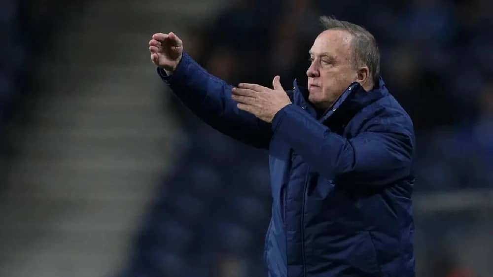 ظرف عائلي يبعد أدفوكات عن مباراة كوراساو المصيرية أمام جامايكا