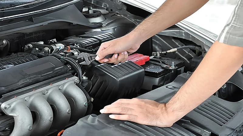 أخطاء شائعة تسبب أضرارا جسيمة لمحرك السيارة