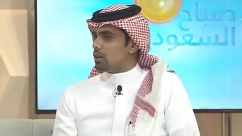 "استشاري" يوضح التأثير بين آلام المعدة والحالة النفسية (فيديو)