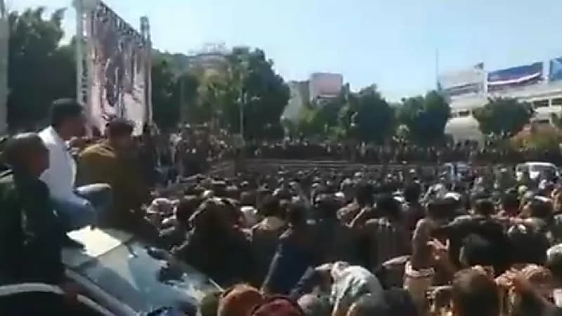 بالفيديو.. لحظة إعدام مليشيا الحوثي 9 مدنيين في صنعاء بينهم طفل