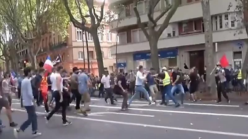 شاهد.. اندلاع حرب شوارع في فرنسا بسبب التصريح الصحي