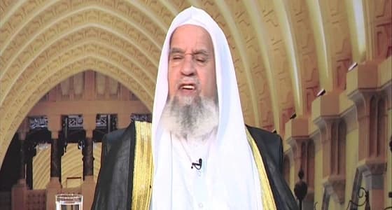بالفيديو.. عضو هيئة كبار العلماء يدعو لتوقيف أصحاب الفتاوى الشاذة