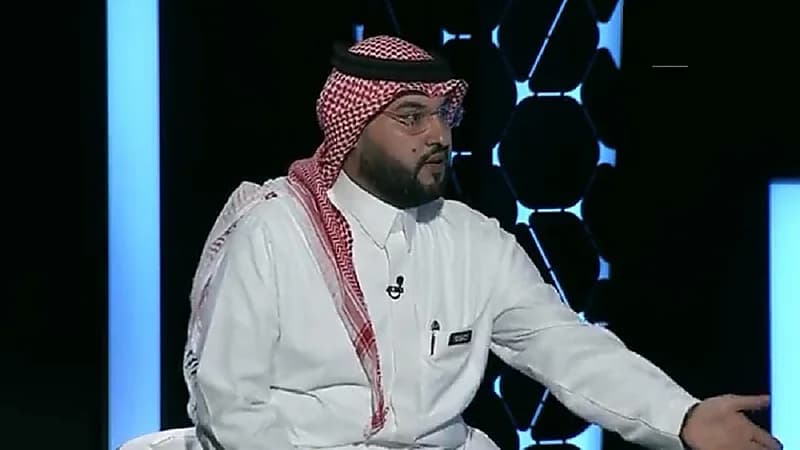 بندر الراشد: المباراة سُلبت من الشباب.. والحكم الأجنبي أسوأ من المحلي