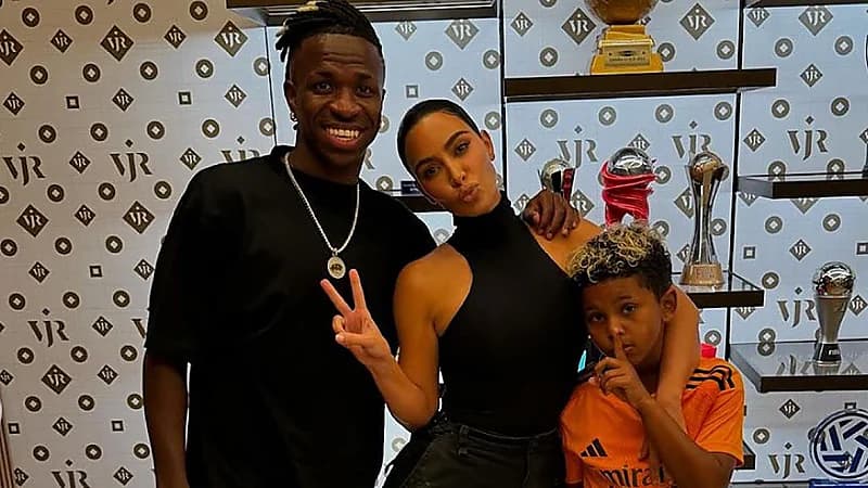 سبب ظهور كيم كارديشيان في منزل فينيسيوس جونيور