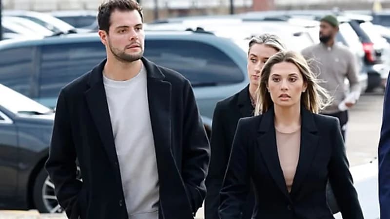 اتهام معلمة بممارسة الرذيلة مع قاصر 50 مرة