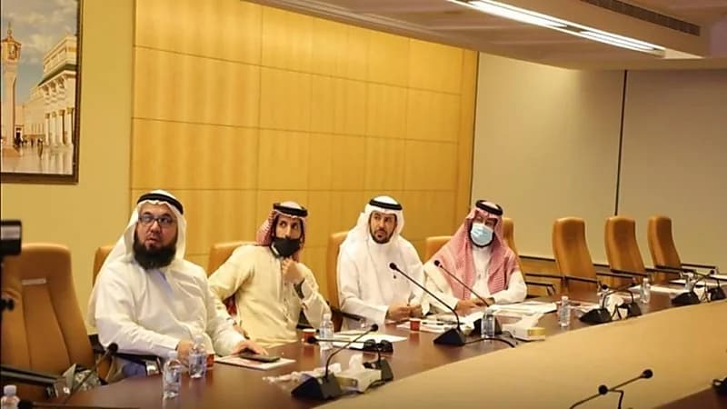 غرفة مكة تناقش توطين وظائف المعلومات والذكاء الاصطناعي