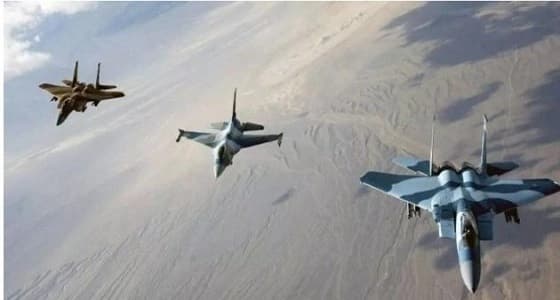 طيران التحالف يشن غارات جوية على الحوثيين بتعز