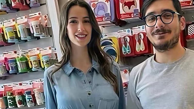 الأميرة رجوة مع العامة في أحد متاجر عمان