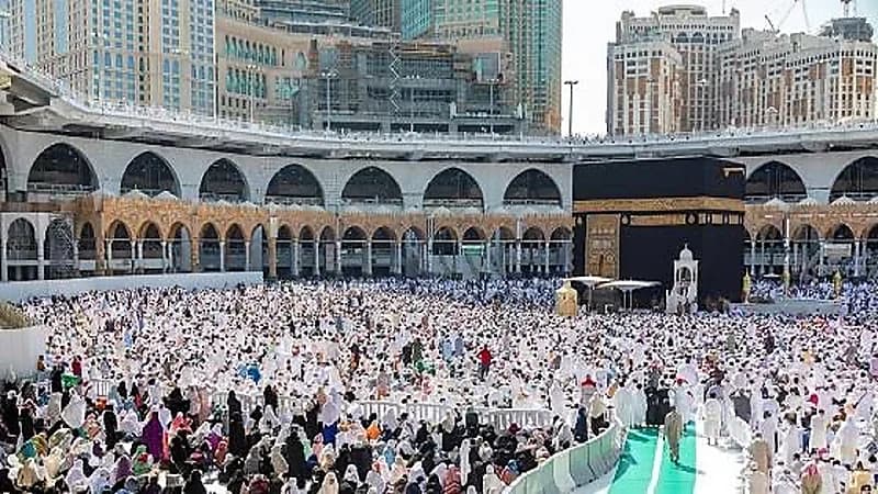 خطبتا الجمعة من المسجد الحرام والمسجد النبوي