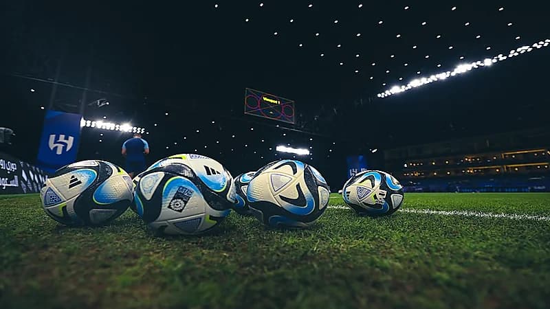 الكشف عن مصادر تمويل صفقات أندية روشن