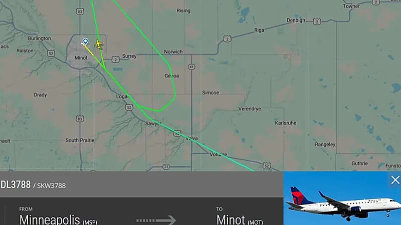 مجلس النقل يكشف تفاصيل واقعة التصادم الوشيك لطائرة B-52 .. فيديو