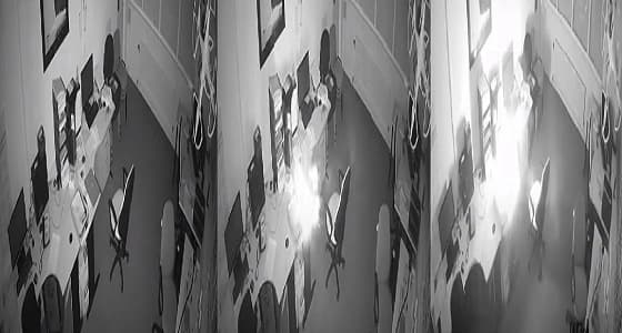 بالفيديو.. انفجار " لاب توب " بعد تركه قيد التشغيل لفترة طويلة