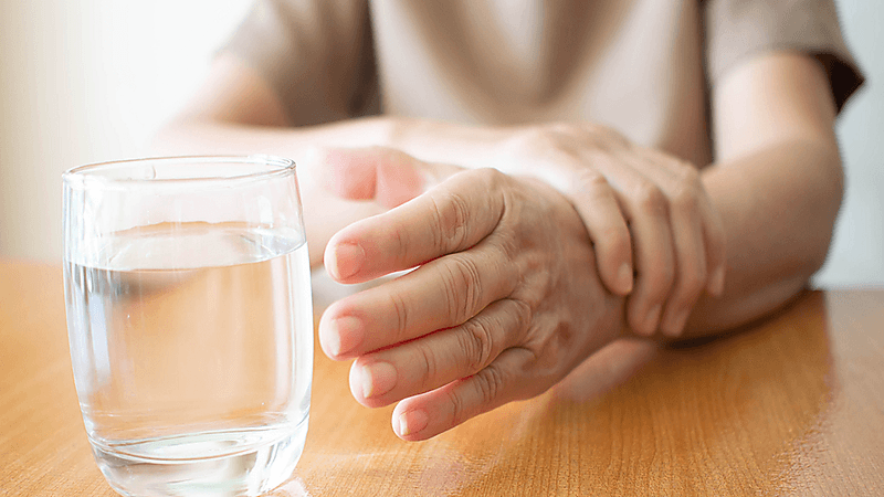 ما هو مرض الـ "باركنسون" وطرق علاجه والوقاية منه؟