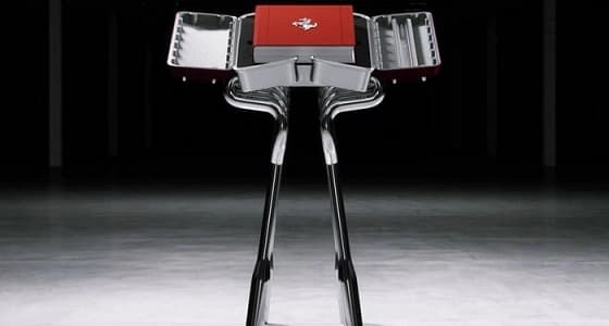 سعر كتاب فيراري اغلى من سعر سيارة كامري