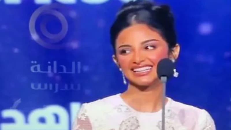 لمى الكناني تحصد جائزة أفضل ممثلة في مهرجان الدانة عن شارع الأعشى.. فيديو