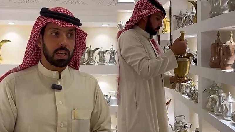 مواطن يستعيد دلة للقهوة السعودية عمرها اكثر من 100 عام من أمريكا.. فيديو