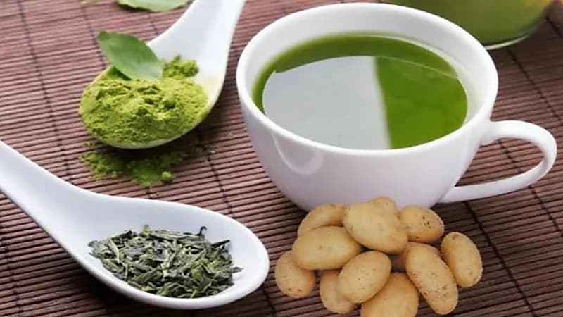 خبراء تغذية يكشفون 4 مشروبات طبيعية تقي الكبد من الأمراض