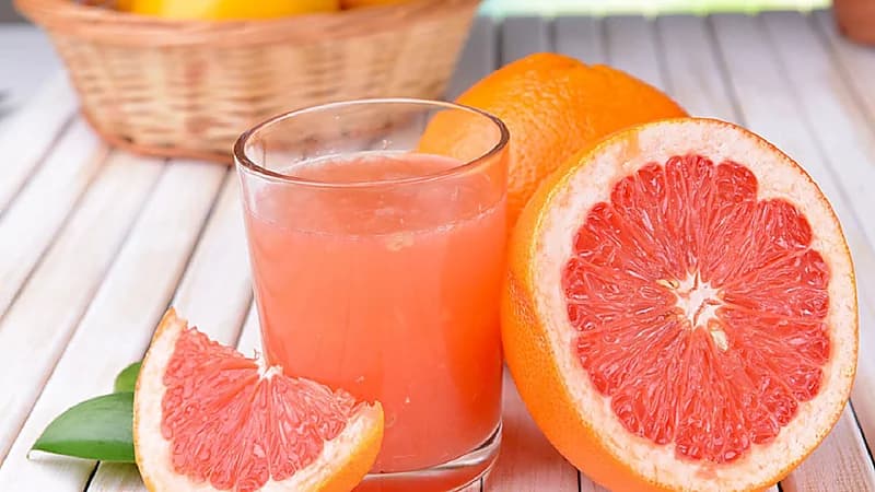 النمر: الجريب فروت يخفض الكوليسترول ويسمح بالتواصل بعد الجلطة